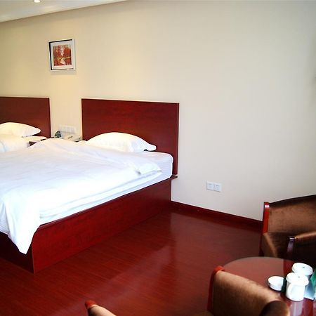 Greentree Inn Henan Hebi Hengshan Road Business Hotel Zewnętrze zdjęcie