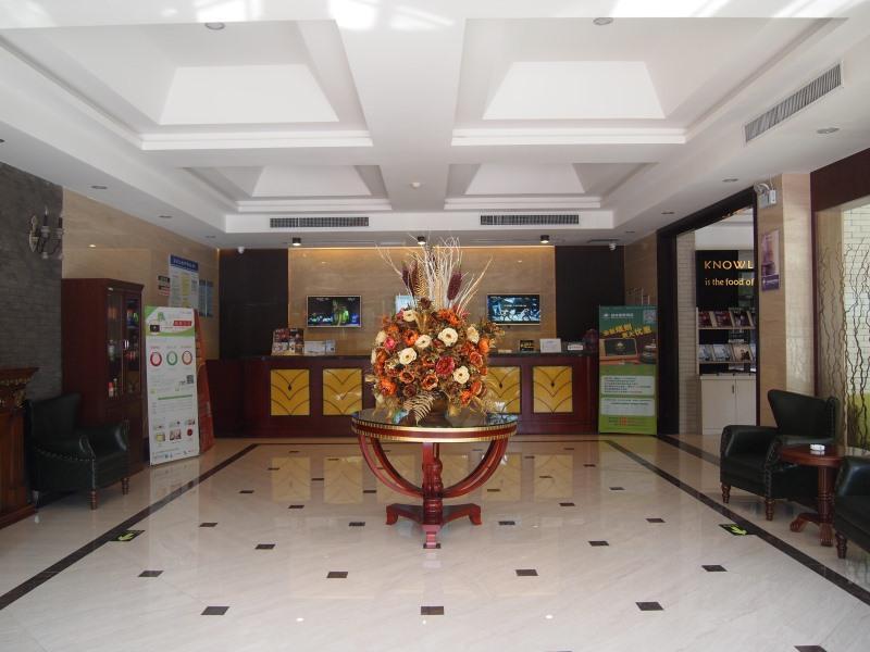 Greentree Inn Henan Hebi Hengshan Road Business Hotel Zewnętrze zdjęcie