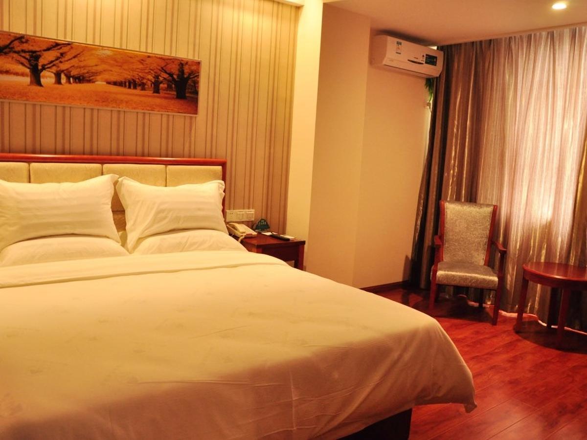 Greentree Inn Henan Hebi Hengshan Road Business Hotel Zewnętrze zdjęcie