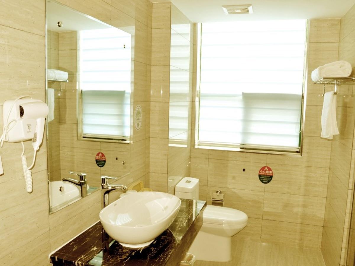 Greentree Inn Henan Hebi Hengshan Road Business Hotel Zewnętrze zdjęcie